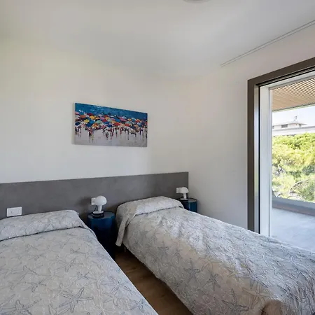 Central Suite *